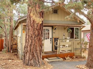 316 Sunset Ln, Sugarloaf, CA 92386