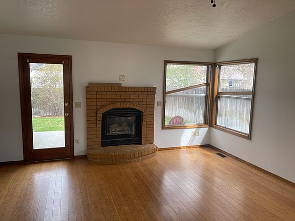3rd image of 9152 W Lorinda Dr