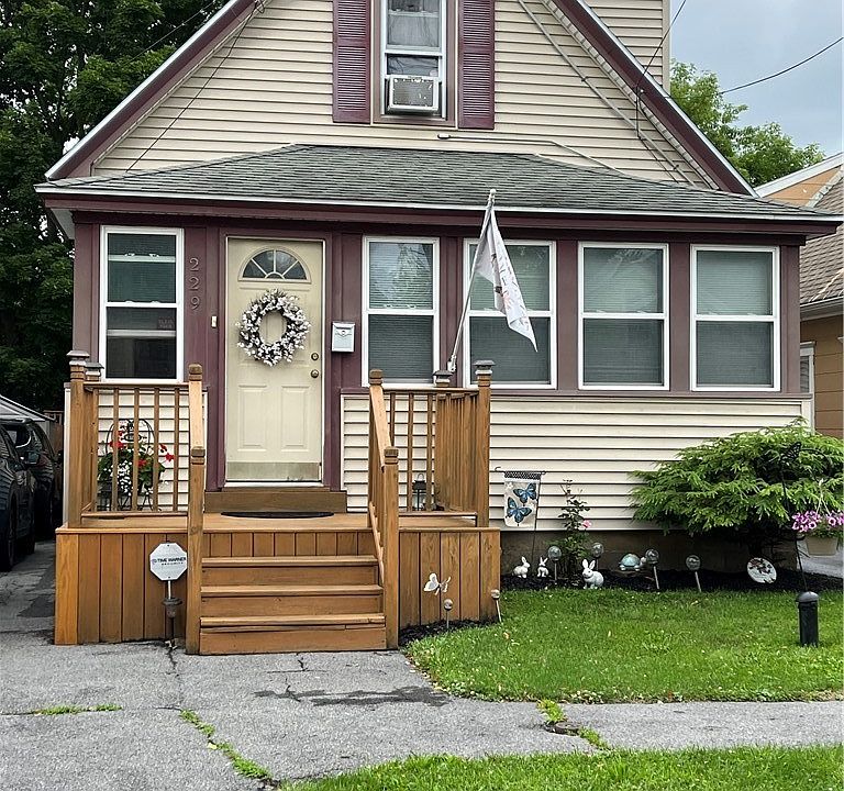 1st image of 229 Cleveland Ave