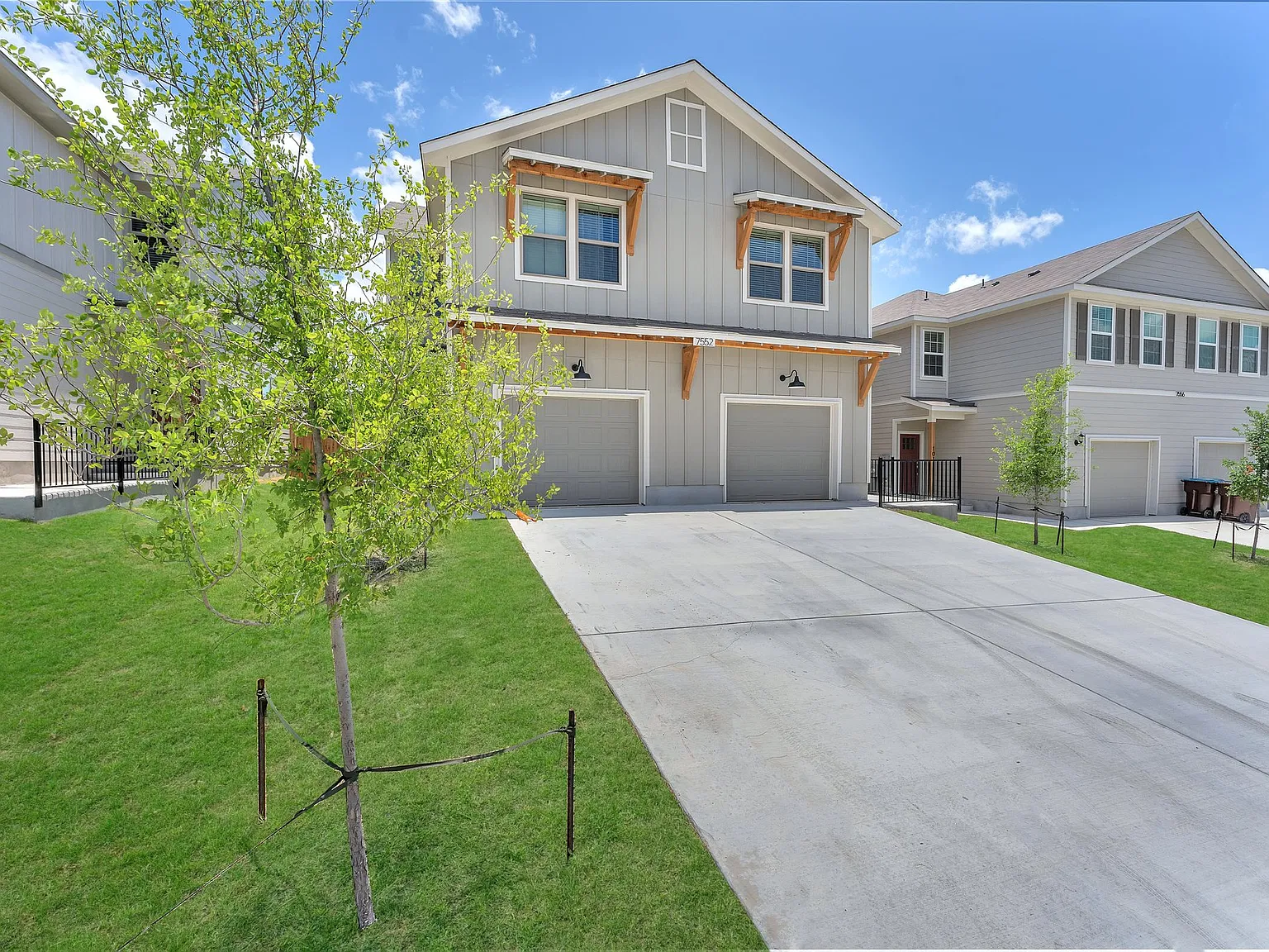 3 bed, 2.5 bath, 1505 sqft, $2,500 — Photo 2