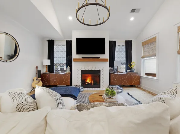 2154 Maytown Cir, Thompsons Station, TN 37179