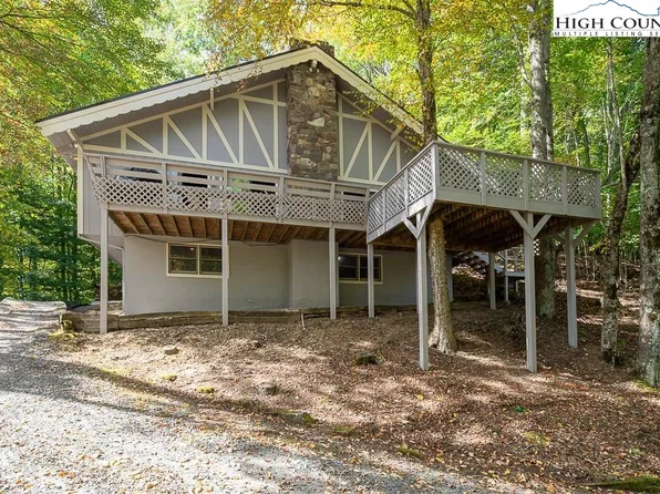 220 Lake Road, Beech Mountain, NC 28604