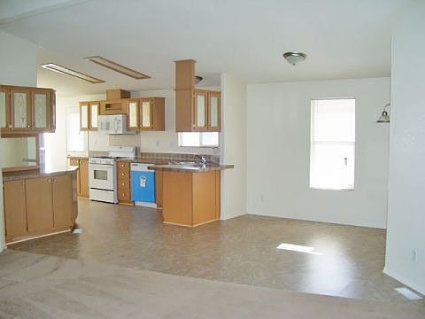 2nd image of 6130 Camino Real Space 241