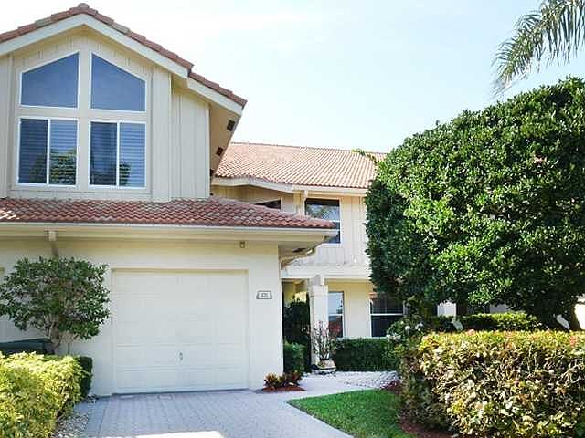 Home For Sale In Broken Sound