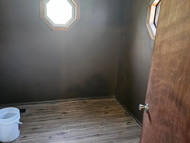 1115 Delaware Ave — Photo 13