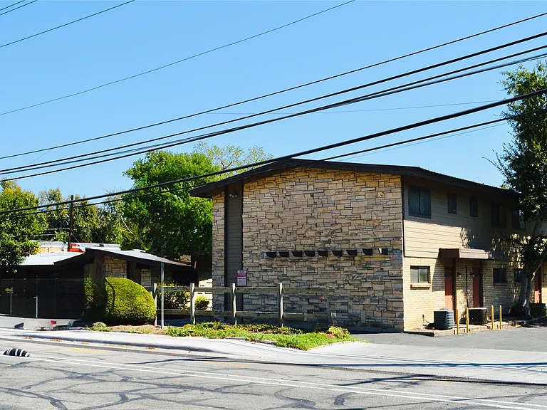 5001 Bull Creek Rd #115 — Photo 1