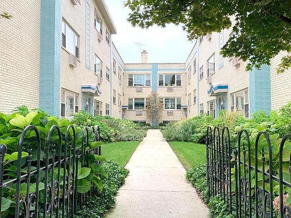 2nd image of 4850 N Paulina St APT 3E
