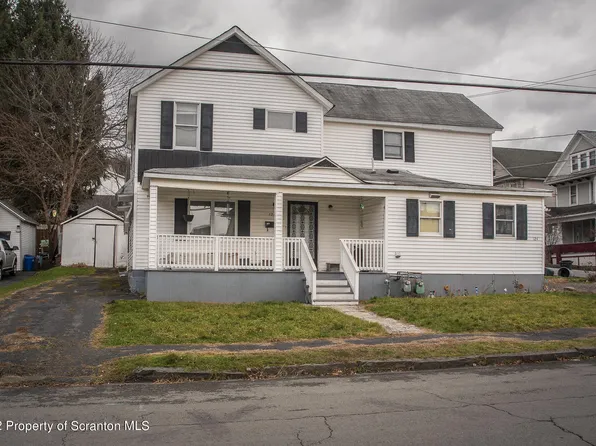 126 Park St, Carbondale, PA 18407