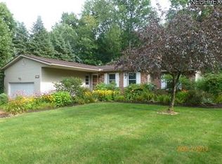 3252 Hampton St NW, Uniontown, OH 44685