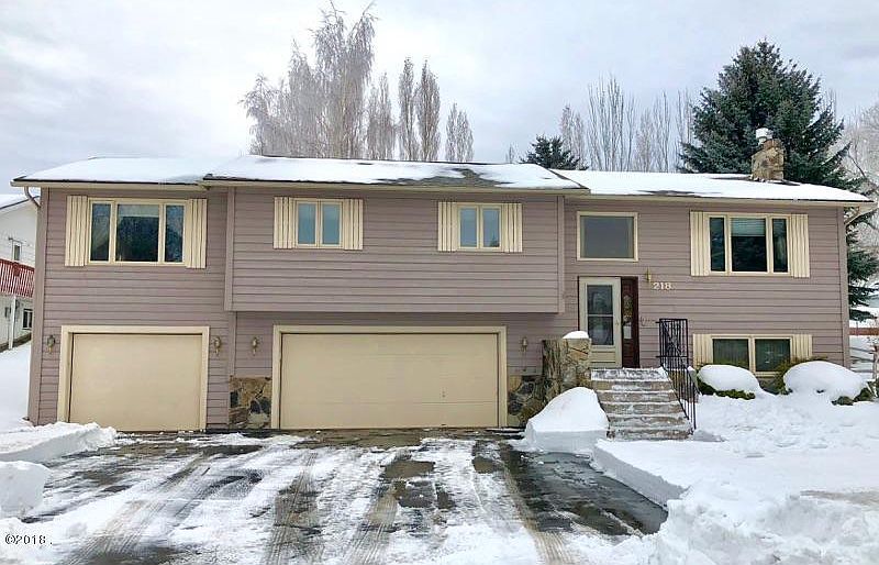 1st image of 218 Arbour Dr