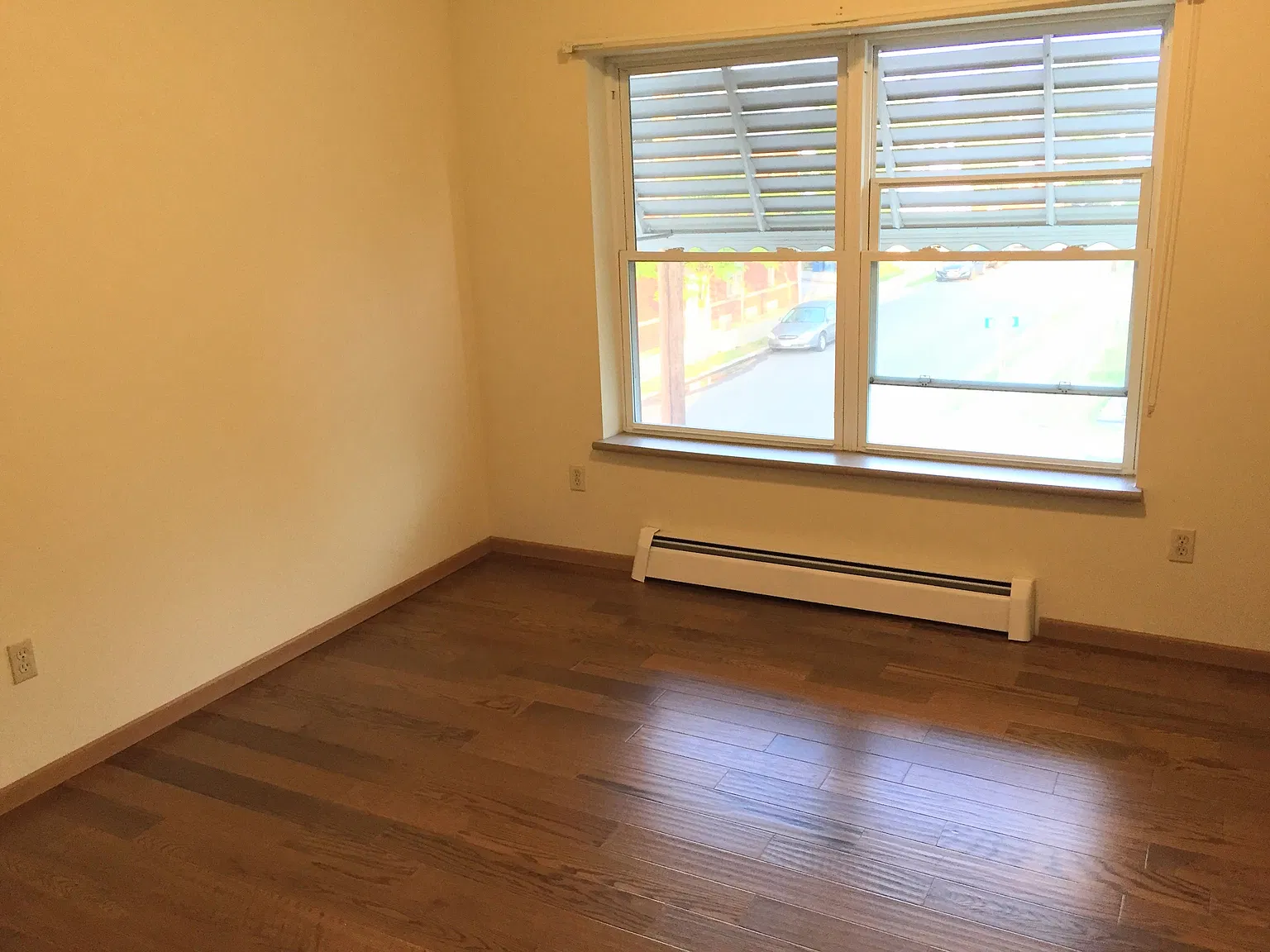 2 bed, 1.5 bath, 960 sqft, $1,795 — Photo 2