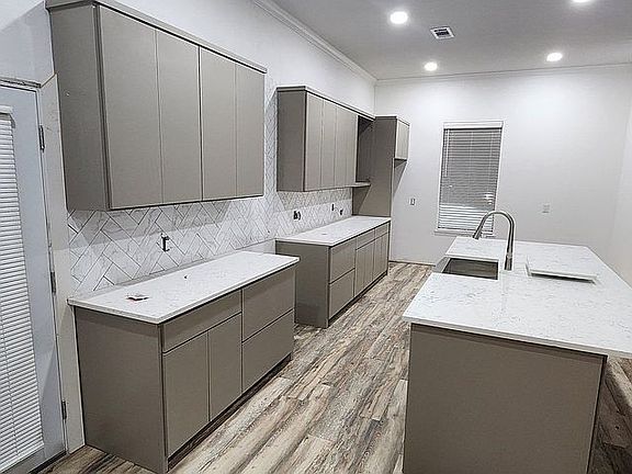 4th image of 5253 Bill Cody Cir
