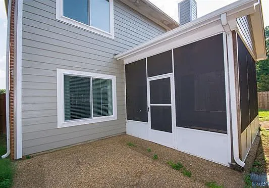104 Lancaster Ct SW — Photo 38