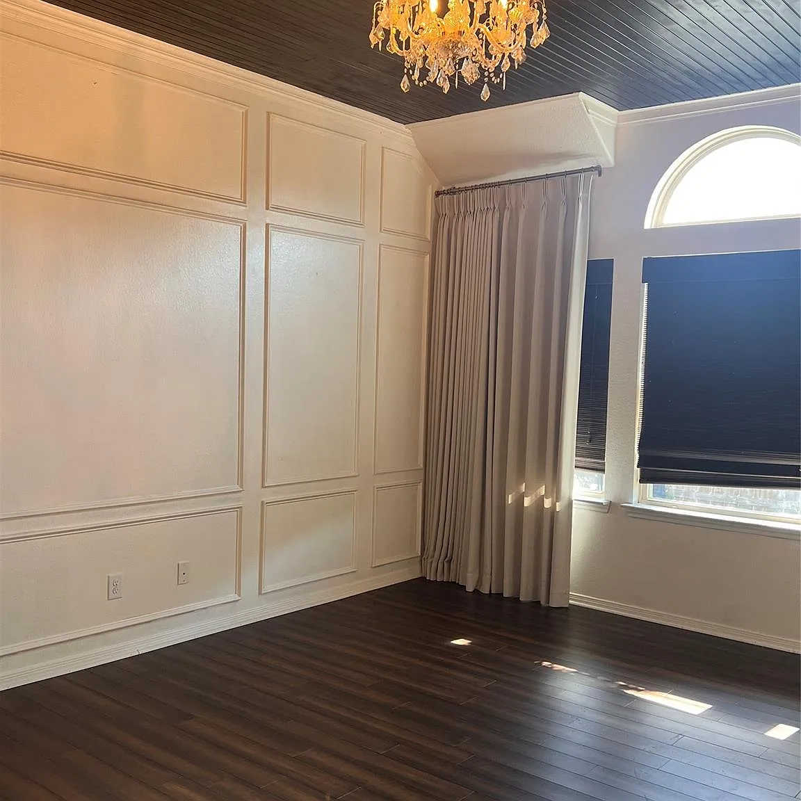 4 bed, 2.5 bath, 2382 sqft, $2,900 — Photo 3