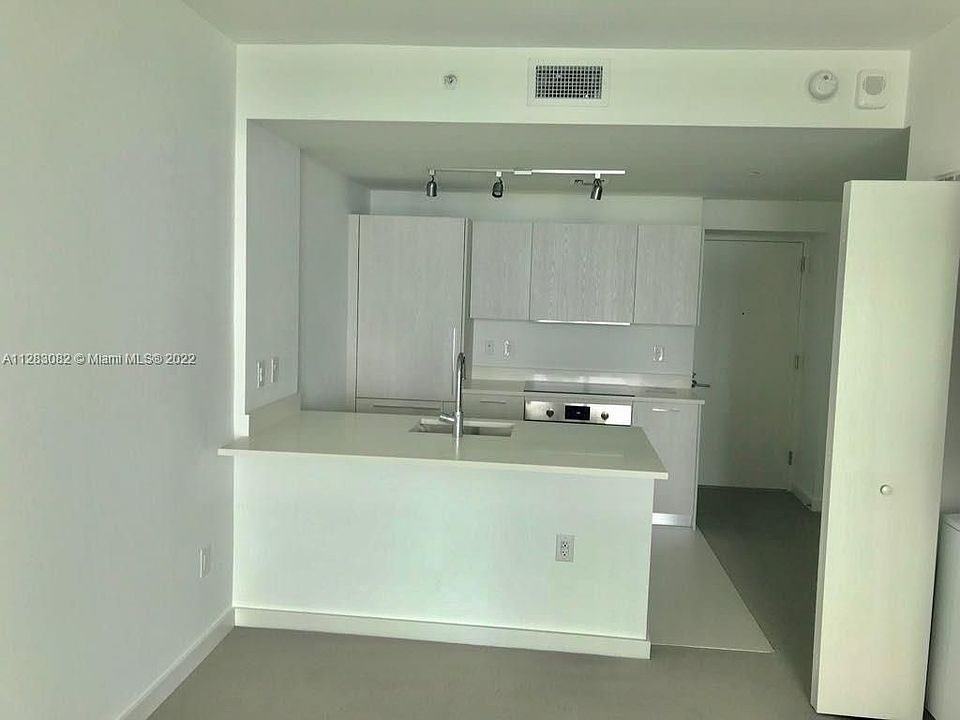 1st image of 501 NE 31st St Unit 2604