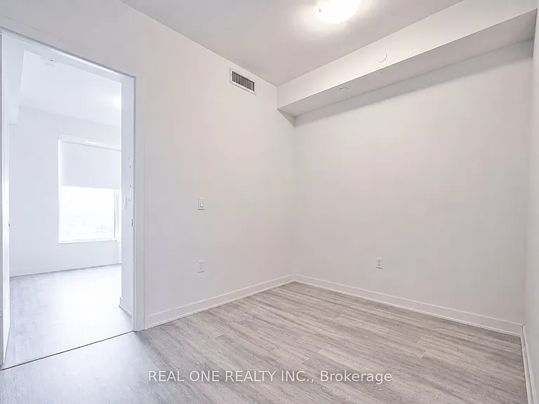 4655 Metcalfe Ave #1701 — Photo 13