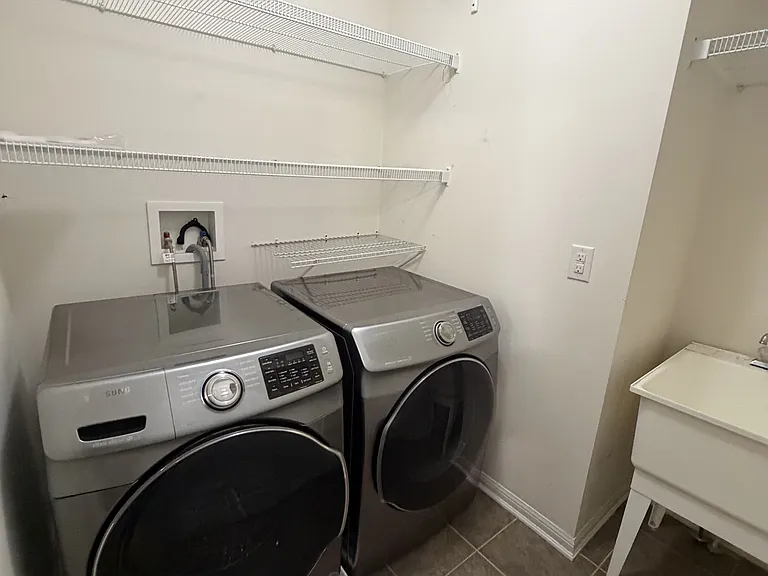 1039 Savoline Blvd — Photo 15
