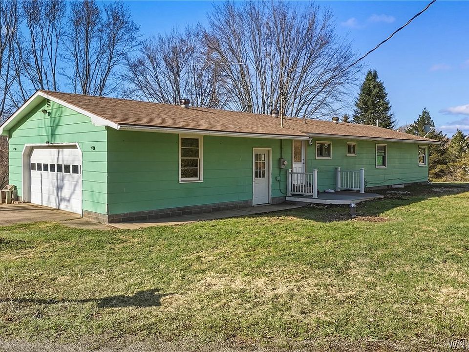 1st image of 1040 Hughes Rd