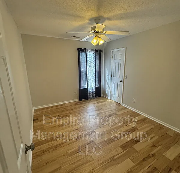 66 Sand Oak Ct — Photo 11