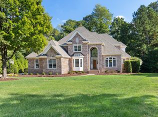 211 Devonhall Ln, Cary, NC 27518
