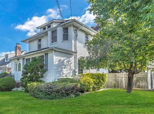 1595 Bellmore Rd, Bellmore, NY 11710