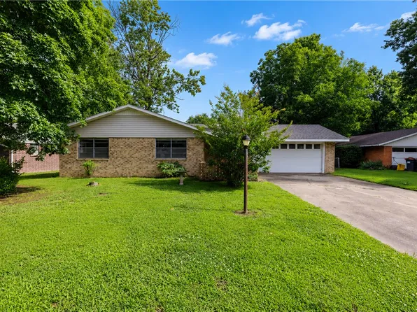 2100 Monticello Ave, Springdale, AR 72762