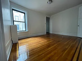 Rented by Hillel Realty Group