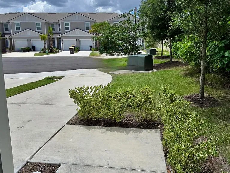 5989 Ortega Lake Dr — Photo 2