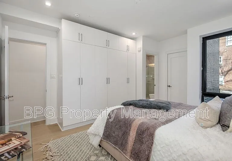 3921 W St NW #1 — Photo 77