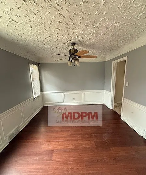14422 Rutherford St — Photo 2