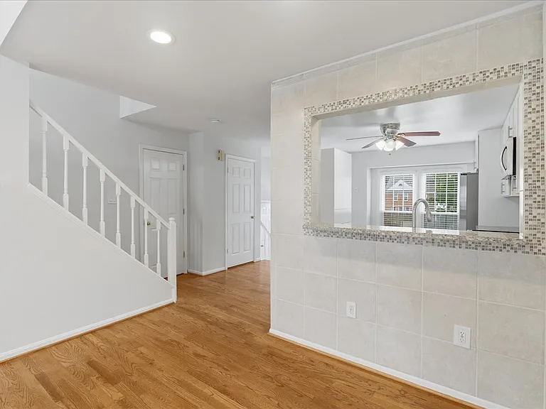 13937 Middle Creek Pl — Photo 7