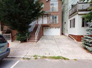 166 19th St #2, Union City, NJ 07087