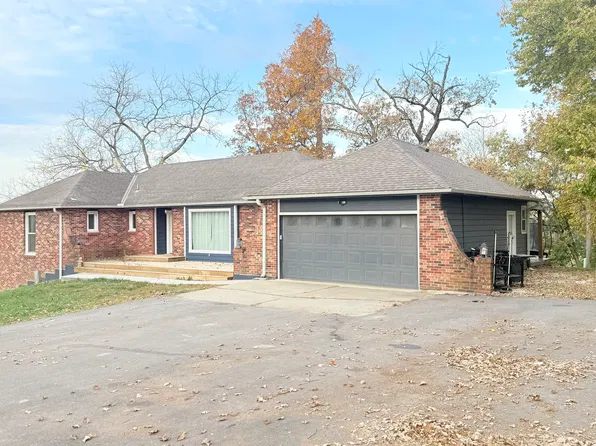 1309 Walnut St, Bethany, MO 64424