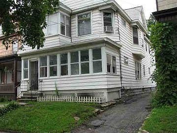 2nd image of 1075 Forest Rd