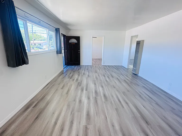 5181 Appleton St — Photo 3