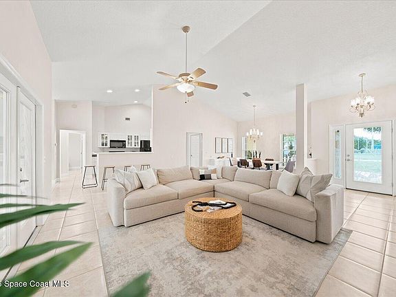 5th image of 3873 15th St