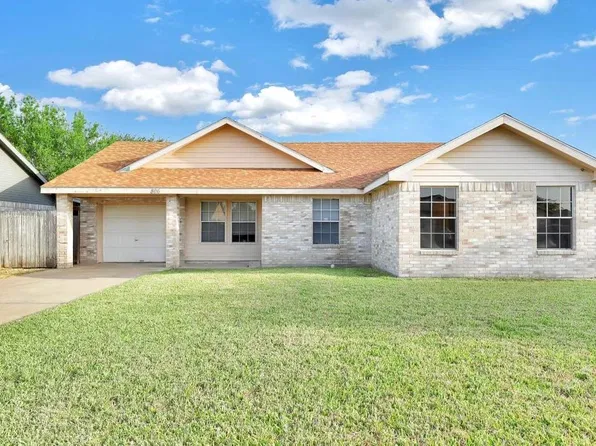806 E Pebble Dr, Mission, TX 78574