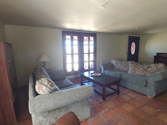 4th image of 2201 S Hohokam Dr