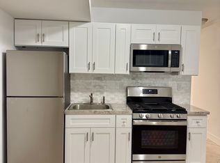 75 Pond St, Staten Island, NY 10309