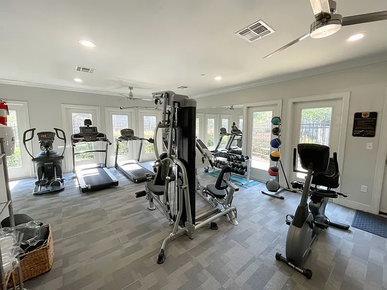 Jamestown Place Apartments Bossier City — Photo 14