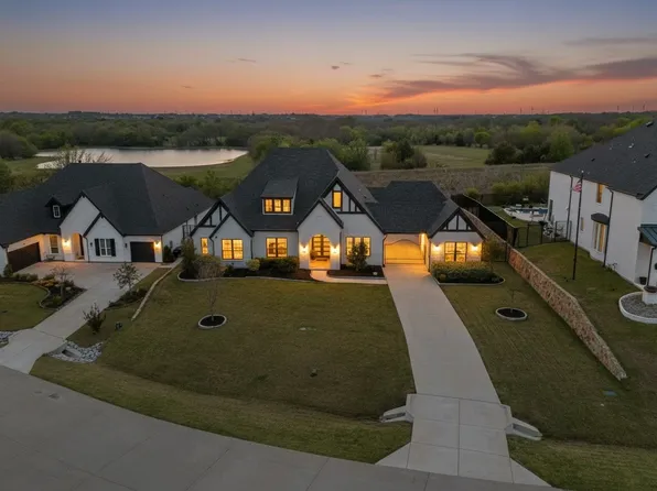 710 Singing Water Dr, Rockwall, TX 75087