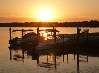 600 Sutton Pl APT 104, Longboat Key, FL 34228