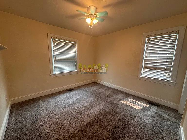 605 W Constance Rd — Photo 14