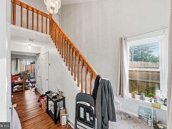 4th image of 108 Allison Ct