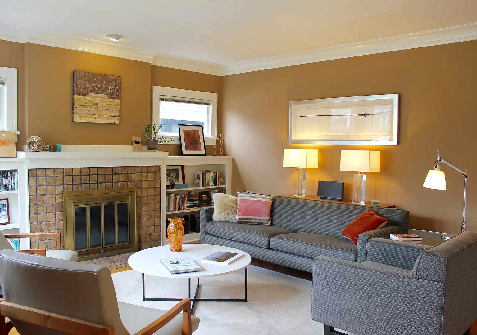 Beautiful Queen Anne Craftsman Home! — Photo 3