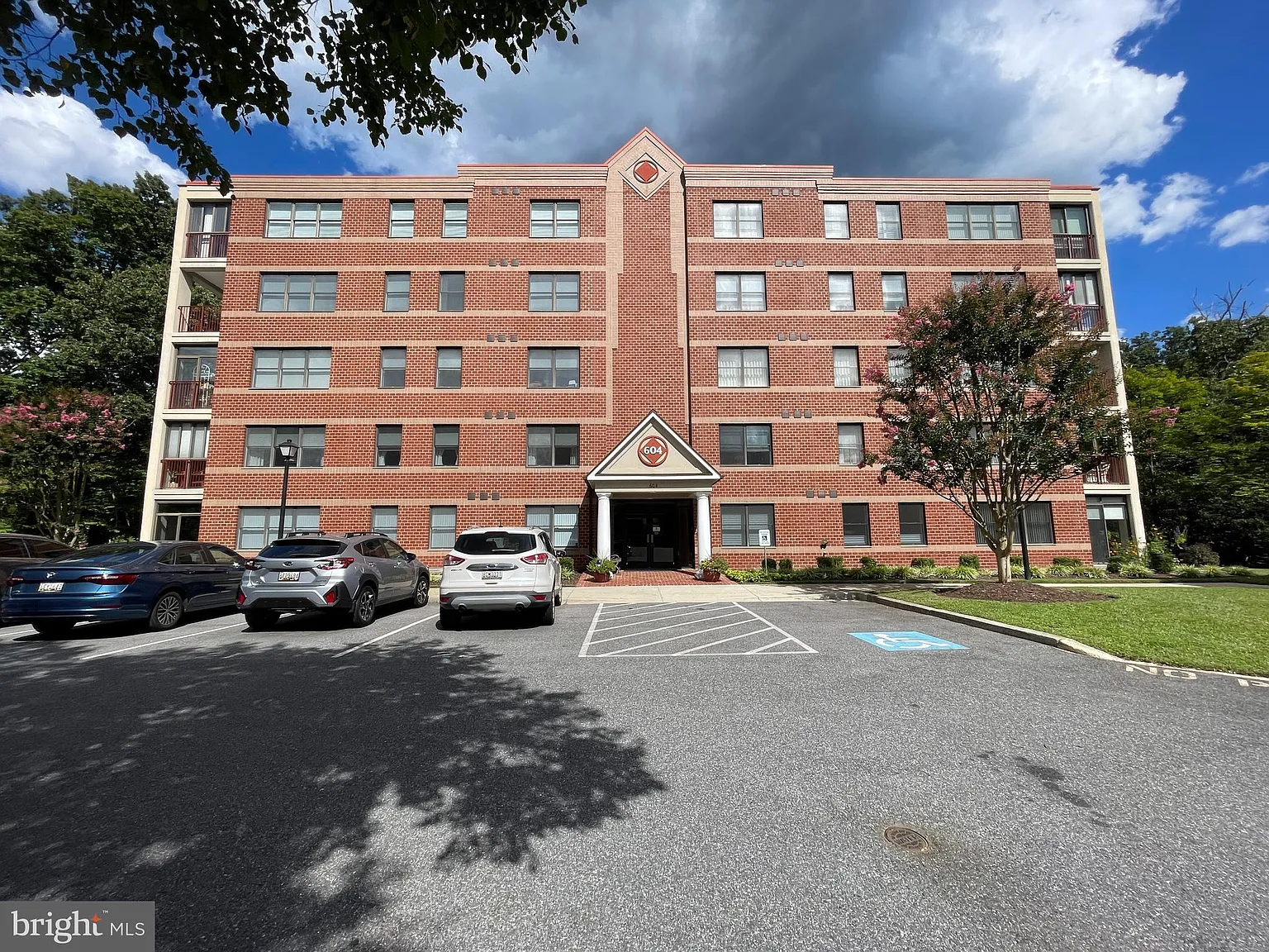 604 McKinsey Park Dr APT 204 photo 1