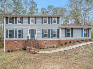 2213 Valley Creek Cir, Snellville, GA 30078