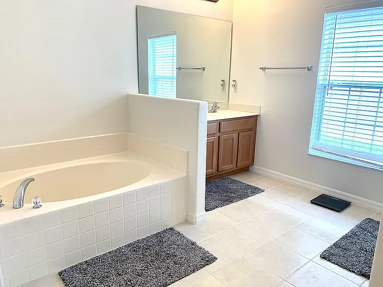 5656 Indigo Crossing Dr — Photo 14