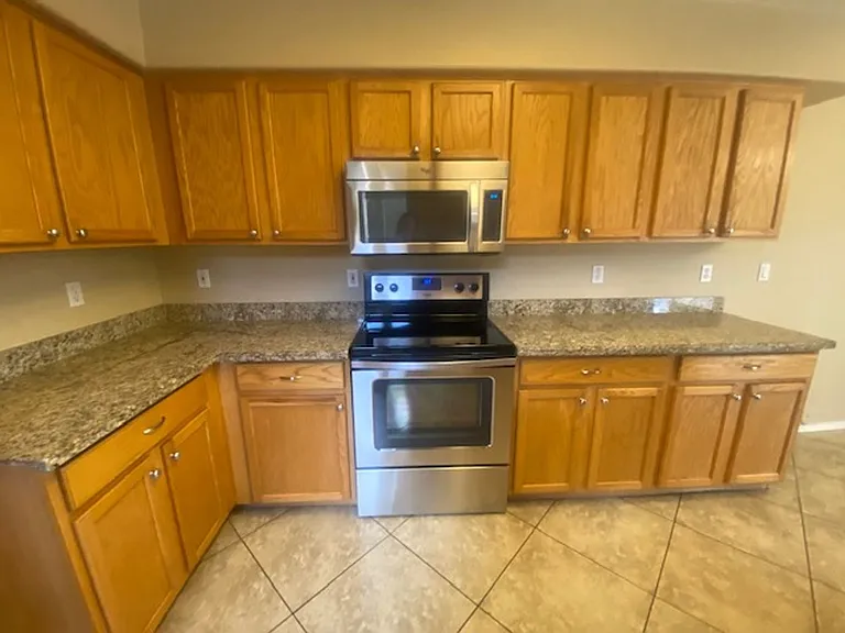 10050 E Carmel Ave — Photo 15