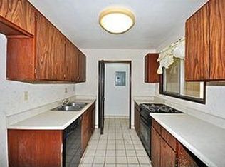 415 Haleloa Pl #415F, Honolulu, HI 96821